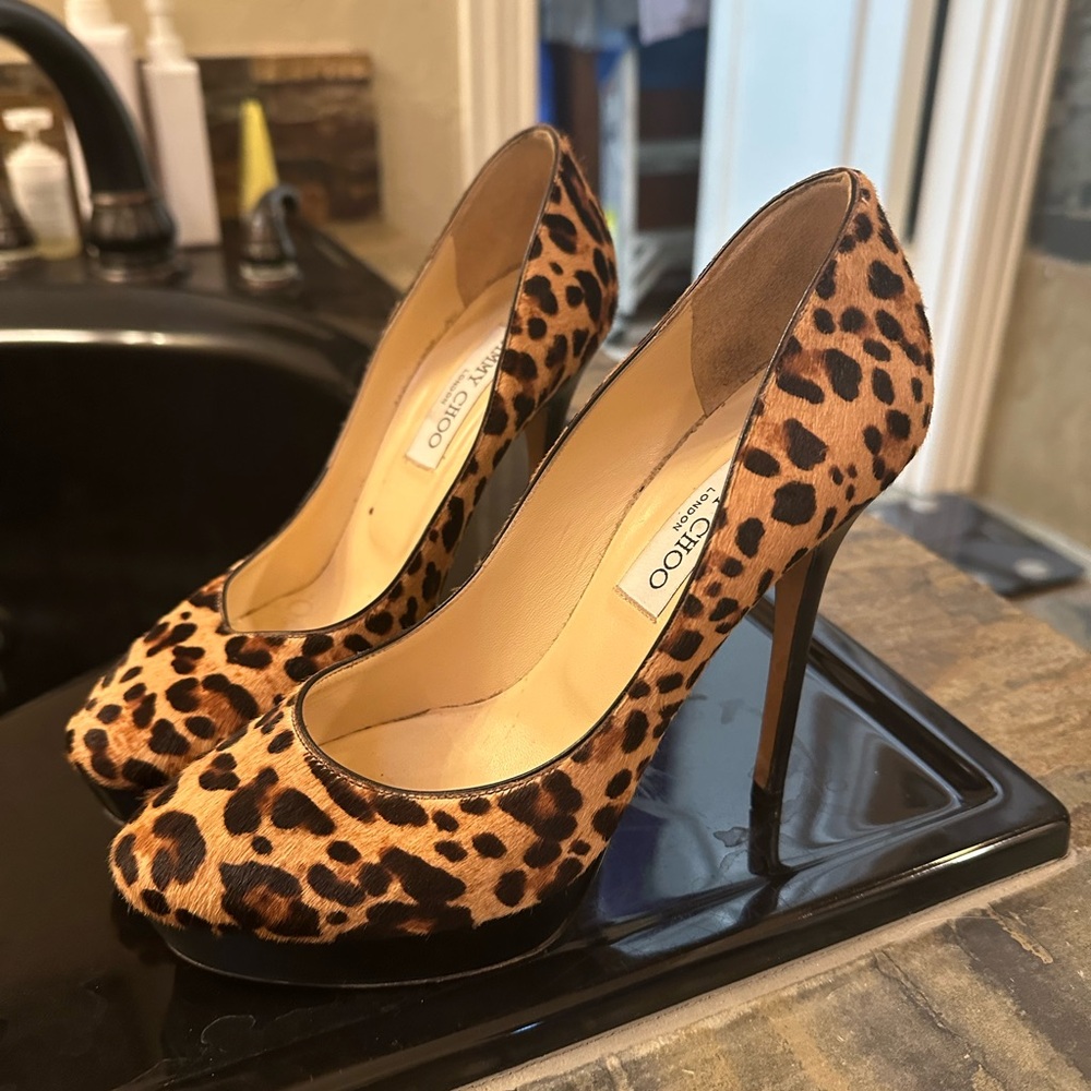 Jimmy Choo Leopard Print Women's Heels- very gently used , no flaws !